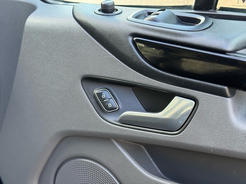 Used Ford Transit Custom 2022 for sale - 76482589: Photo 31