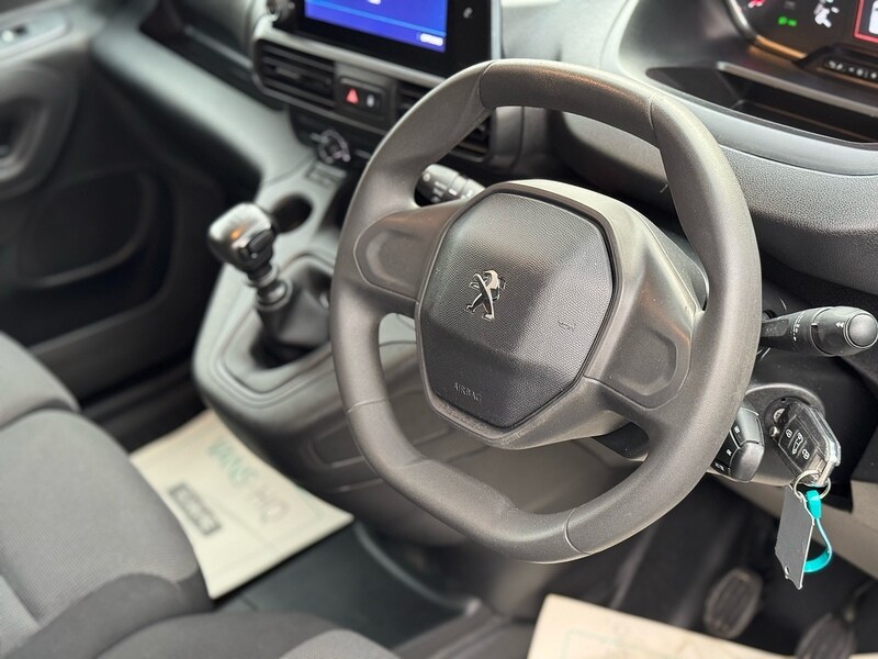 Used Peugeot Partner 2022 for sale - 76808368: Photo 18