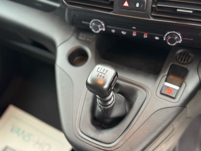 Used Peugeot Partner 2022 for sale - 76808368: Photo 21