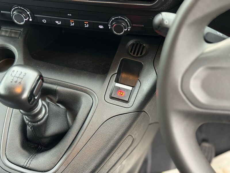 Used Peugeot Partner 2022 for sale - 76808368: Photo 22