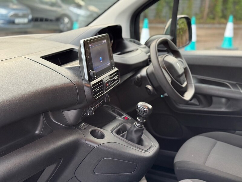 Used Peugeot Partner 2022 for sale - 76808368: Photo 30