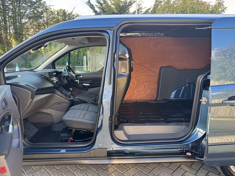 Used Ford Transit Connect 2022 for sale - 76532193: Photo 35