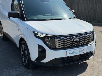 Used Ford Transit Courier 2025 for sale - 78722704: Photo