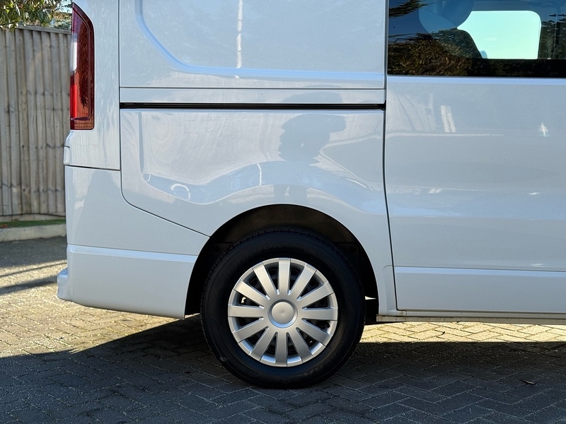 Used Vauxhall Vivaro 2017 for sale - 77085108: Photo 18