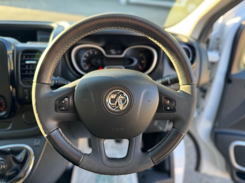 Used Vauxhall Vivaro 2017 for sale - 77085108: Photo 31