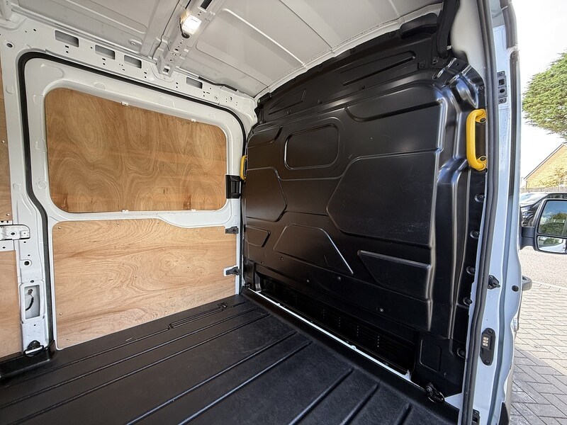 Used Ford Transit 2020 for sale - 75643099: Photo 41