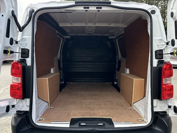Used Vauxhall Vivaro 2023 for sale - 75421773: Photo 15