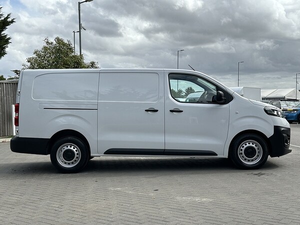 Used Vauxhall Vivaro 2023 for sale - 75421773: Photo 20