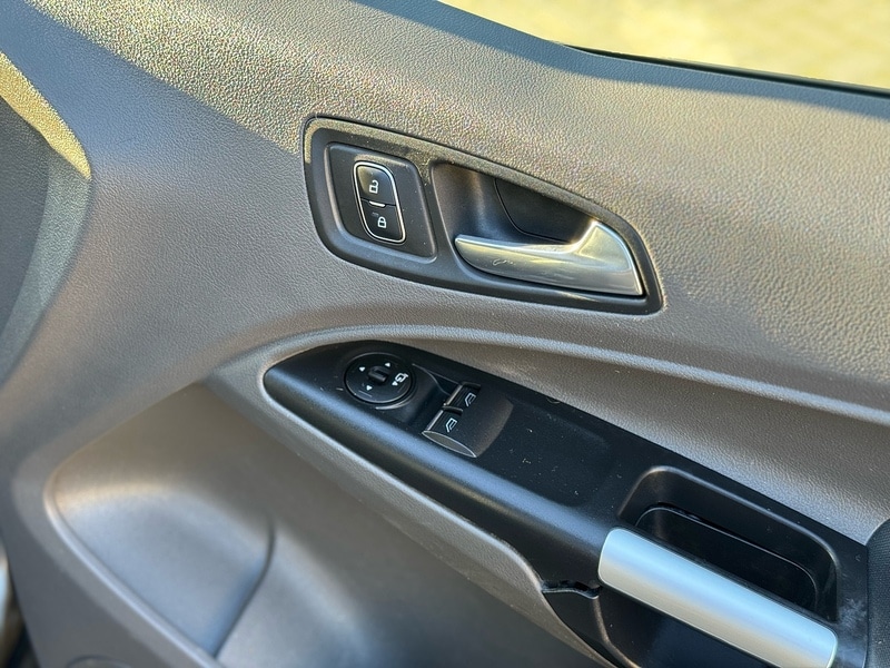 Used Ford Transit Connect 2022 for sale - 76638657: Photo 35