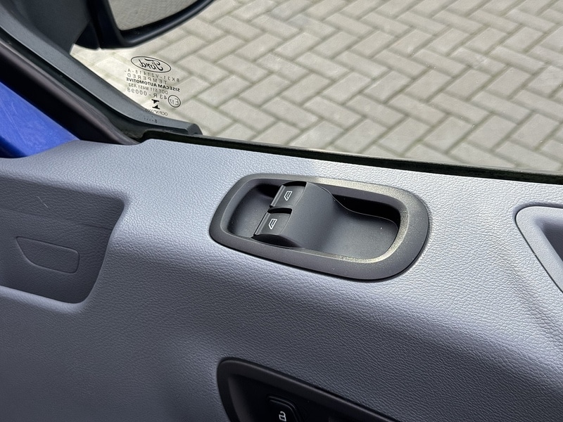 Used Ford Transit for sale - 77179376: Photo 28