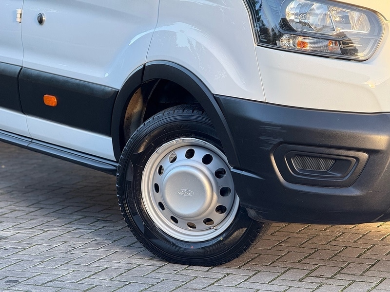 Used Ford Transit 2020 for sale - 76798887: Photo 2