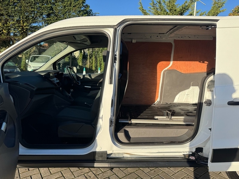Used Ford Transit Connect 2020 for sale - 76638655: Photo 32