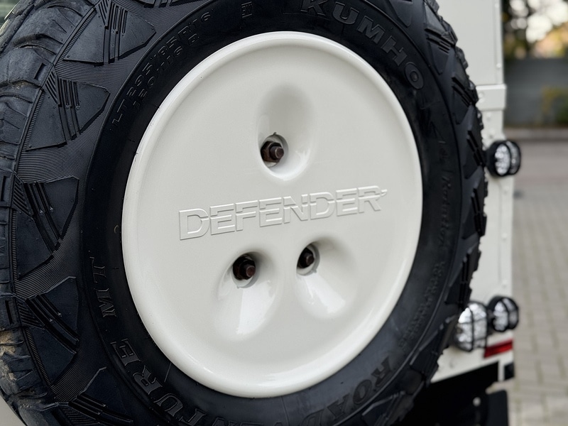 Used Land Rover Defender 2010 for sale - 76482590: Photo 15