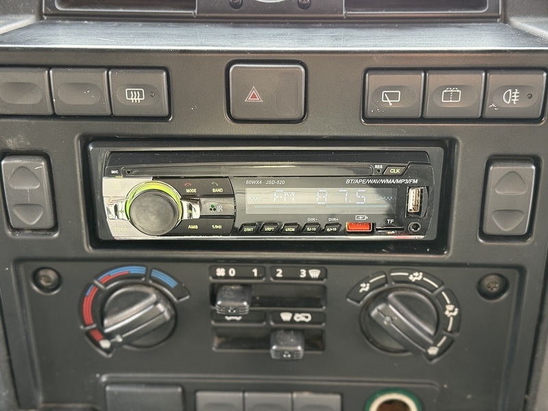 Used Land Rover Defender 2010 for sale - 76482590: Photo 23