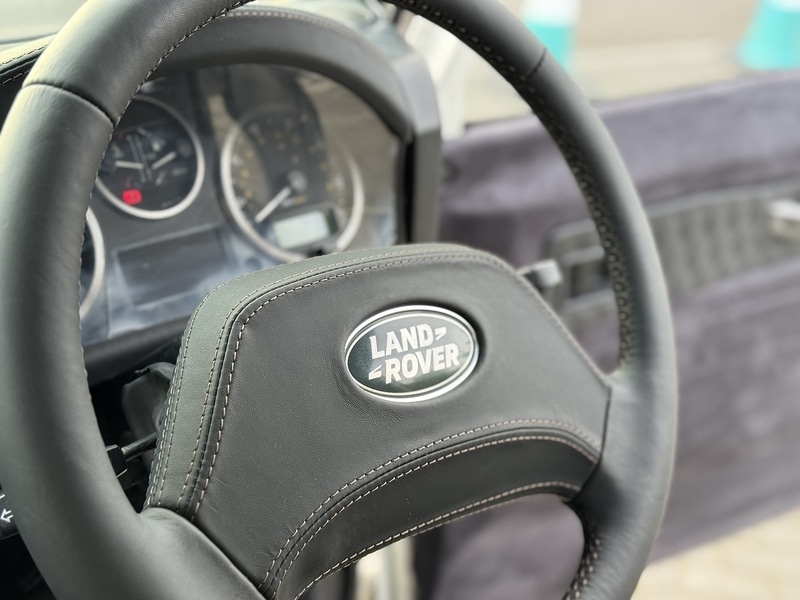 Used Land Rover Defender 2010 for sale - 76482590: Photo 27