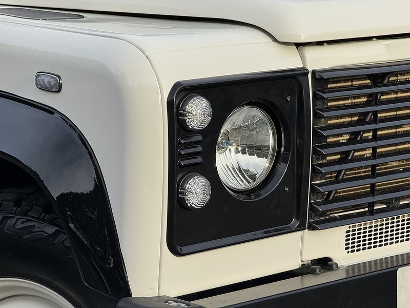 Used Land Rover Defender 2010 for sale - 76482590: Photo 34