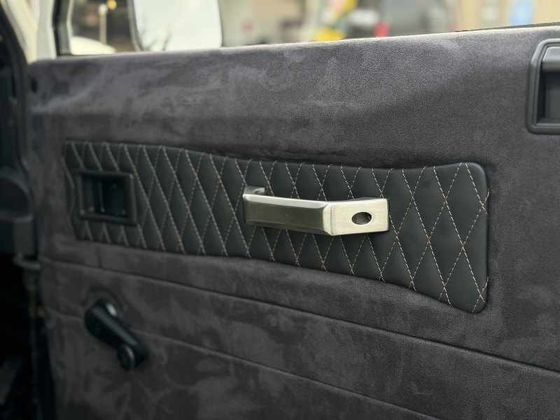 Used Land Rover Defender 2010 for sale - 76482590: Photo 37