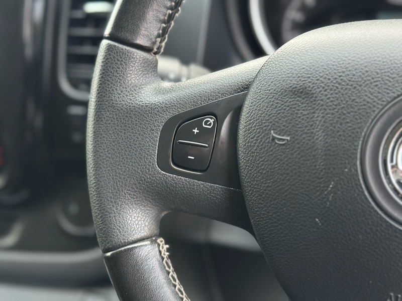 Used Vauxhall Vivaro 2017 for sale - 76808367: Photo 23