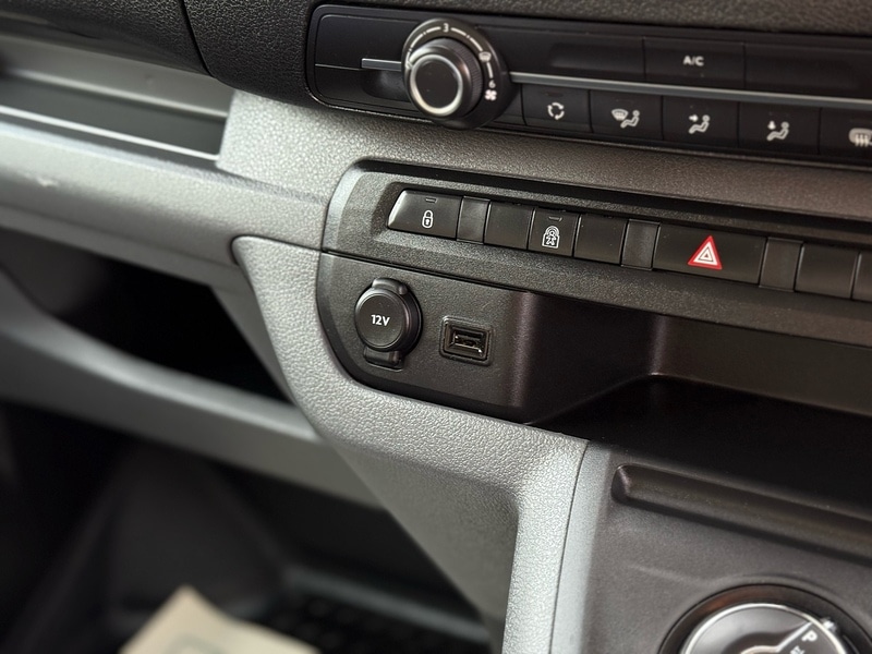 Used Vauxhall Vivaro 2022 for sale - 77276952: Photo 30