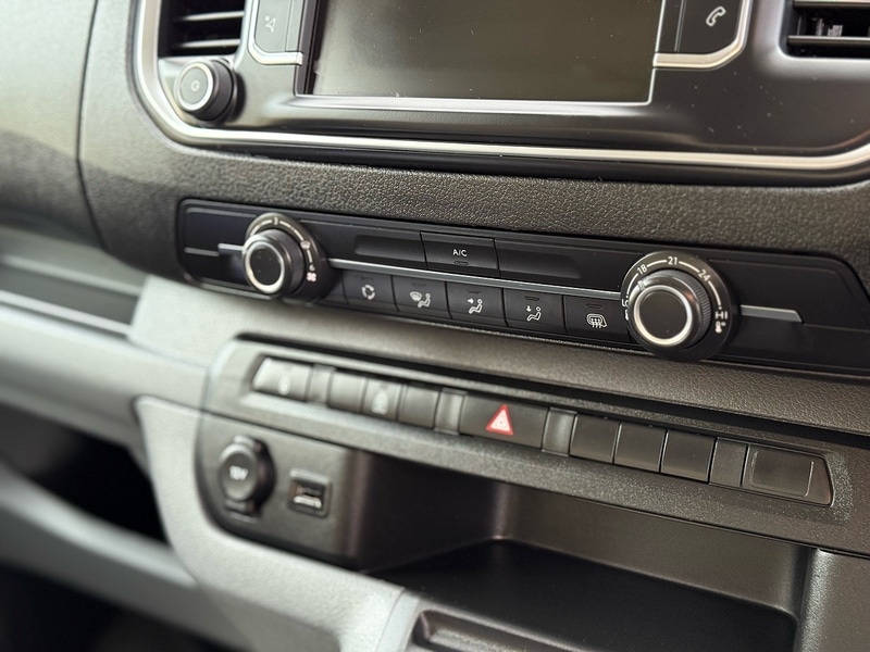 Used Vauxhall Vivaro 2022 for sale - 77276952: Photo 34