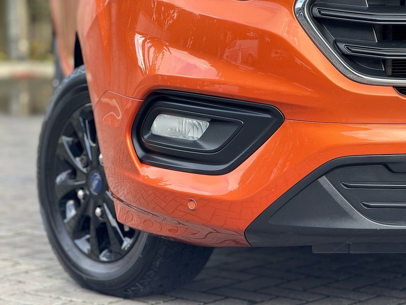 Used Ford Transit Custom 2019 for sale - 77298360: Photo 2