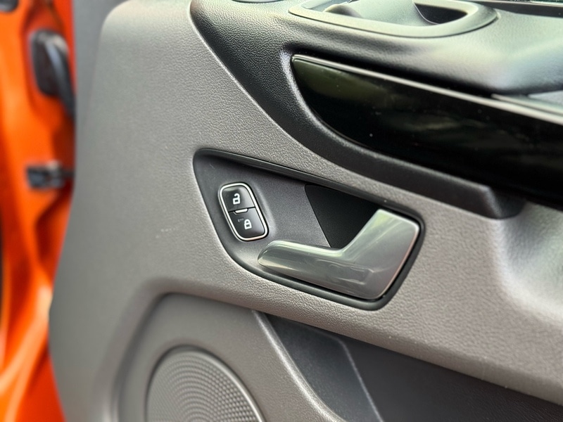 Used Ford Transit Custom 2019 for sale - 77298360: Photo 46