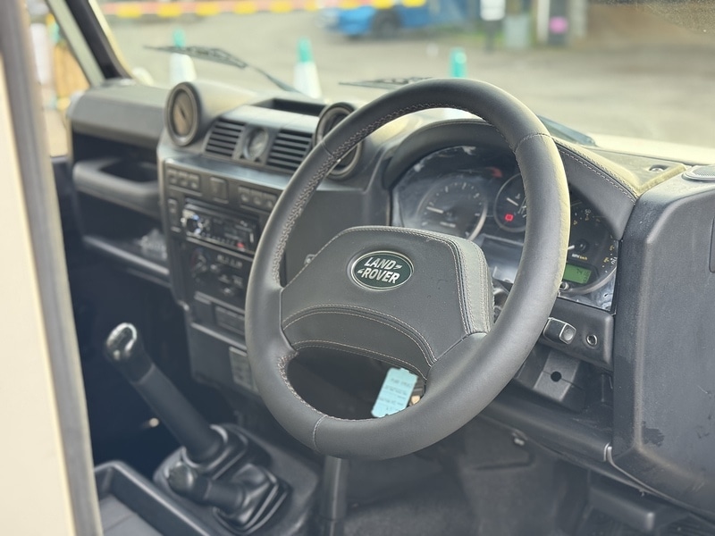 Used Land Rover Defender 2010 for sale - 76863515: Photo 22