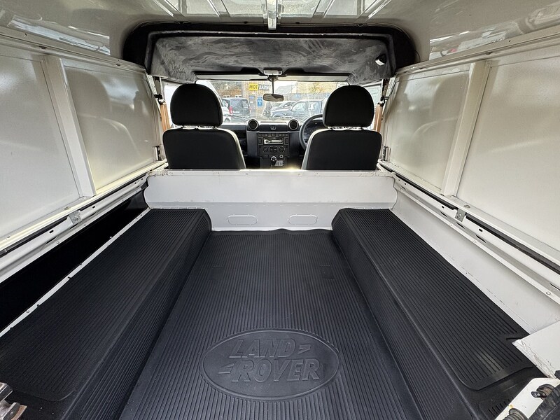 Used Land Rover Defender 2010 for sale - 76863515: Photo 35