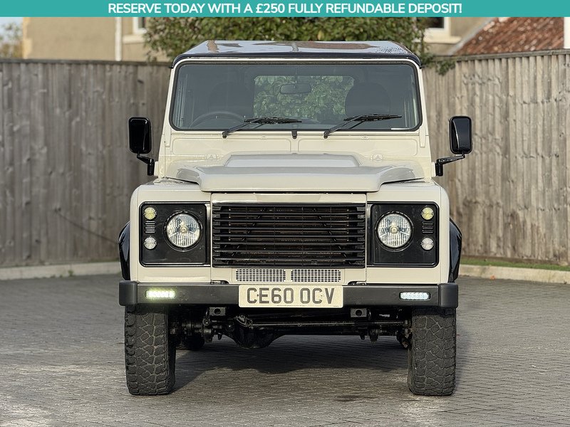 Used Land Rover Defender 2010 for sale - 76863515: Photo 5