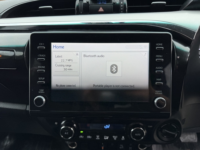 Used Toyota Hilux 2021 for sale - 76490276: Photo 33