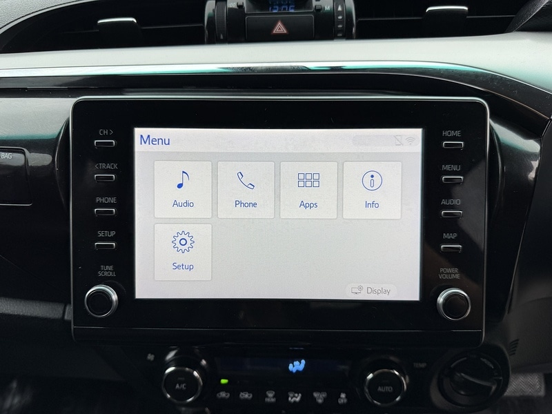 Used Toyota Hilux 2021 for sale - 76490276: Photo 34