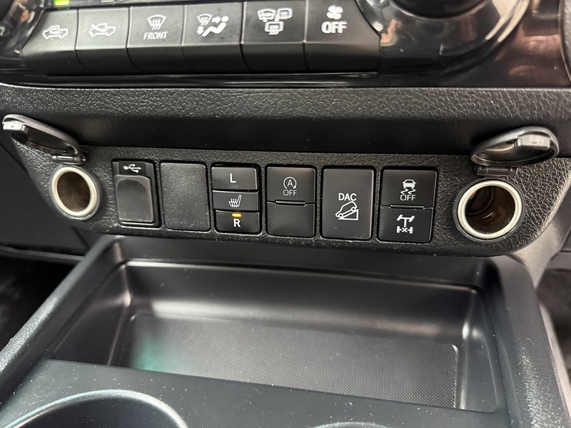 Used Toyota Hilux 2021 for sale - 76490276: Photo 36