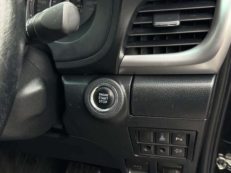 Used Toyota Hilux 2021 for sale - 76490276: Photo 37