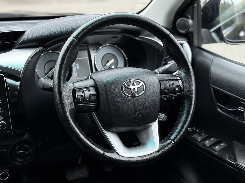 Used Toyota Hilux 2021 for sale - 76490276: Photo 38