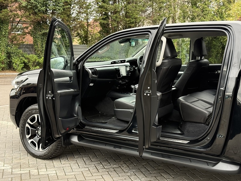 Used Toyota Hilux 2021 for sale - 76490276: Photo 39