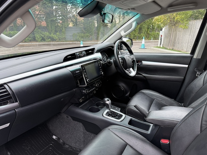 Used Toyota Hilux 2021 for sale - 76490276: Photo 41