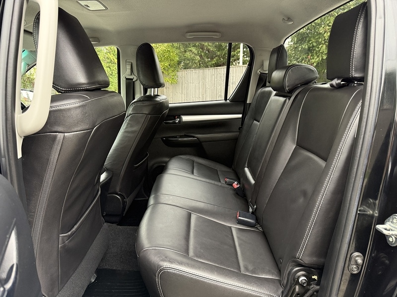 Used Toyota Hilux 2021 for sale - 76490276: Photo 43