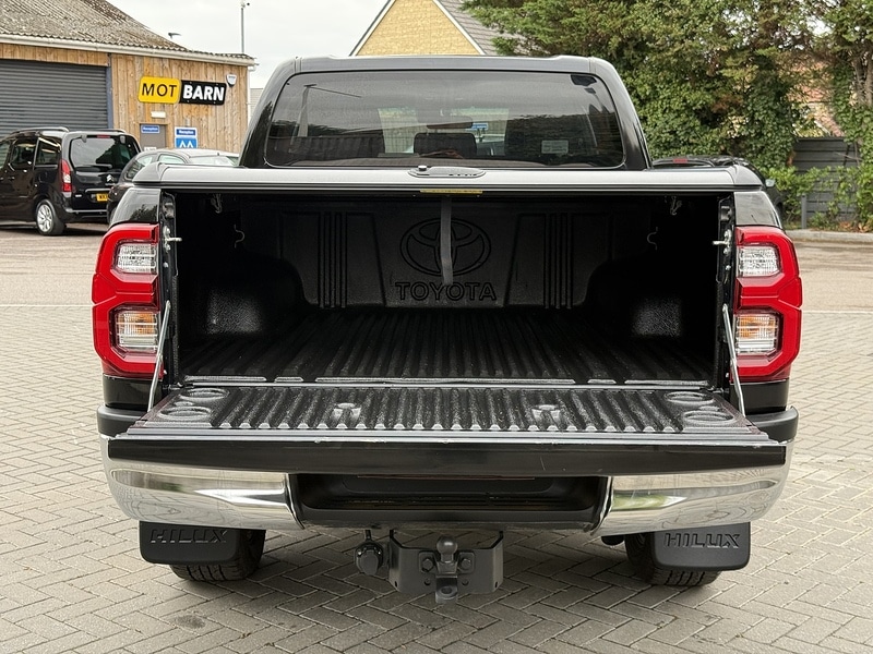 Used Toyota Hilux 2021 for sale - 76490276: Photo 49