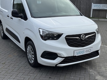 Used Vauxhall Combo 2020 for sale - 76047109: Photo