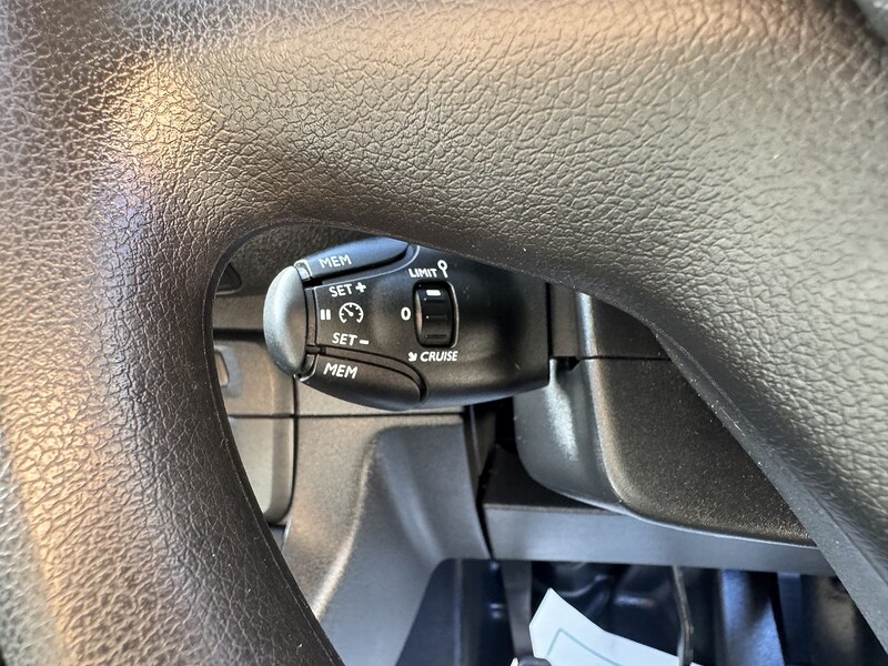 Used Peugeot Expert 2023 for sale - 76357096: Photo 23