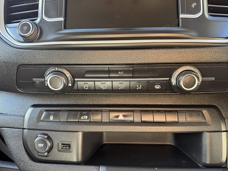 Used Peugeot Expert 2023 for sale - 76357096: Photo 25