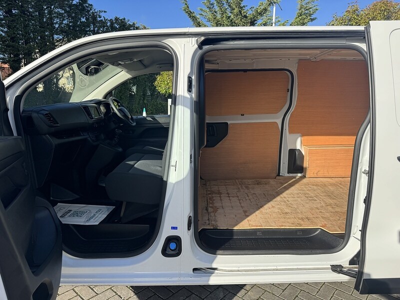 Used Peugeot Expert 2023 for sale - 76357096: Photo 34