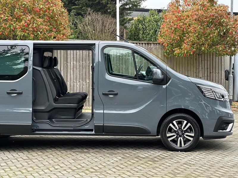 Used Renault Trafic 2023 for sale - 77805819: Photo 16