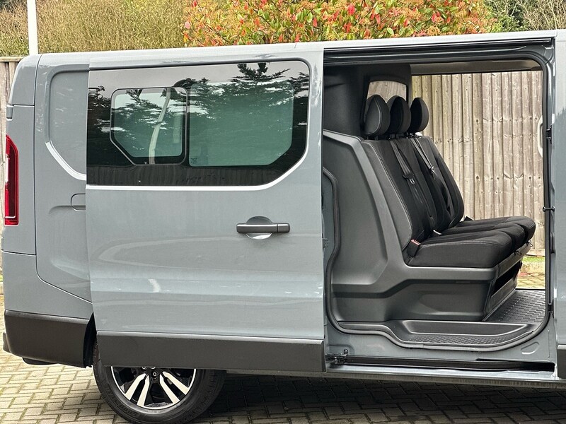 Used Renault Trafic 2023 for sale - 77805819: Photo 17