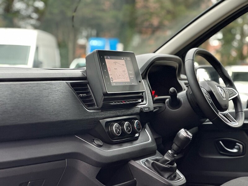 Used Renault Trafic 2023 for sale - 77805819: Photo 36