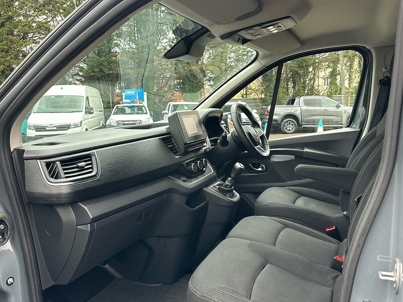 Used Renault Trafic 2023 for sale - 77805819: Photo 38
