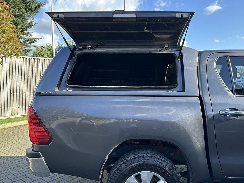 Used Toyota Hilux for sale - 77891422: Photo 11