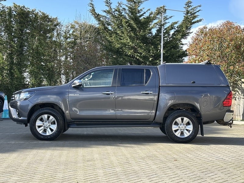 Used Toyota Hilux for sale - 77891422: Photo 5