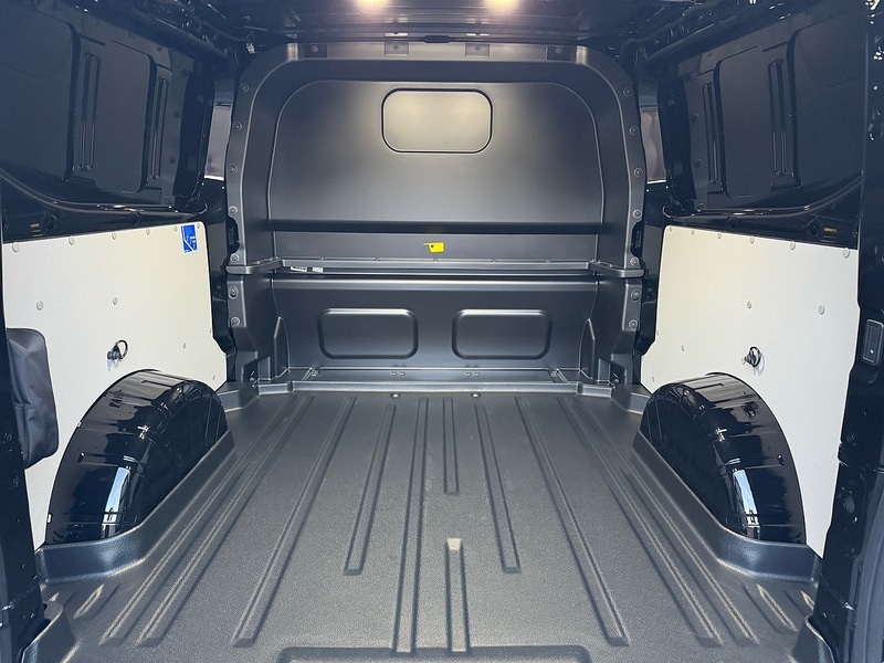 Used Ford Transit Custom 2024 for sale - 76950845: Photo 41