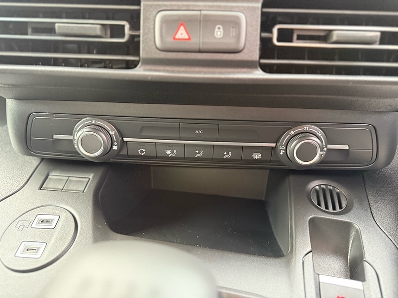 Used Peugeot Partner 2025 for sale - 77617818: Photo 16